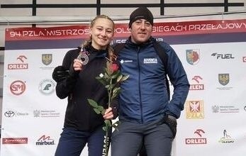 Maja Peryt z trenerem Dawidem Kubcem.