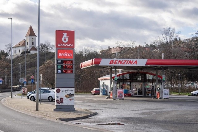 Ceny paliw na stacjach benzynowych w Czechach