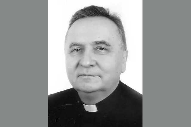 Ojciec Wacław Rusiniak SJ posługiwał w parafii Najświętszego Serca Pana Jezusa w Opolu.