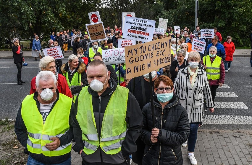 Protest miał trwać godzinę. Mieszkańcy blokowali Fordońską o...