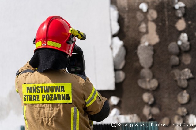 W piątek 19 maja około godziny 11.00 strażacy zostali wezwani do pożaru w Kostrzynie nad Odrą na ul. Wodnej.