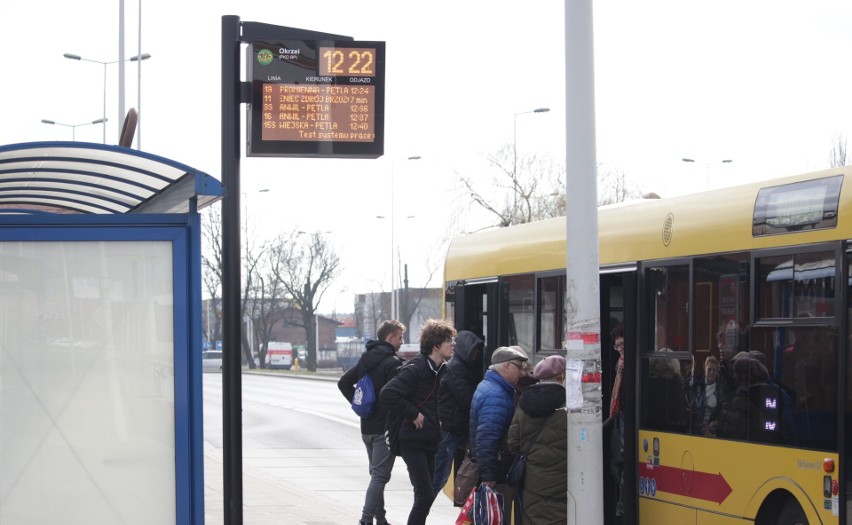 W autobusach MPK we Włocławku nie można przewozić m. in....