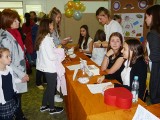 Festyn charytatywny w Gimnazjum nr 11 w Koszalinie [zdjęcia, wideo]