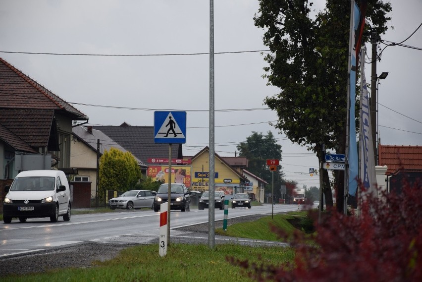 Nowy szlak wojewódzki prowadząca od drogi krajowej 79 do...