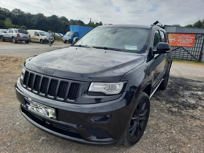 Sprowadzony z kanady Jeep Grand Cherokee z potężnym,...