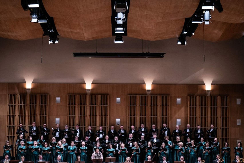 Opera i Filharmonia Podlaska. Białostocka publiczność usłyszała koncert "Hymn chwały" 