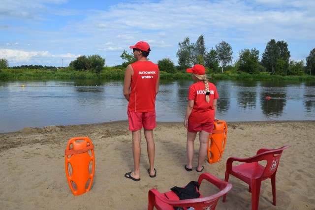 Nad Pilicą w Białobrzegach także w tym roku będzie kąpielisko, nad bezpieczeństwem plażowiczów będą czuwać ratownicy wodni.