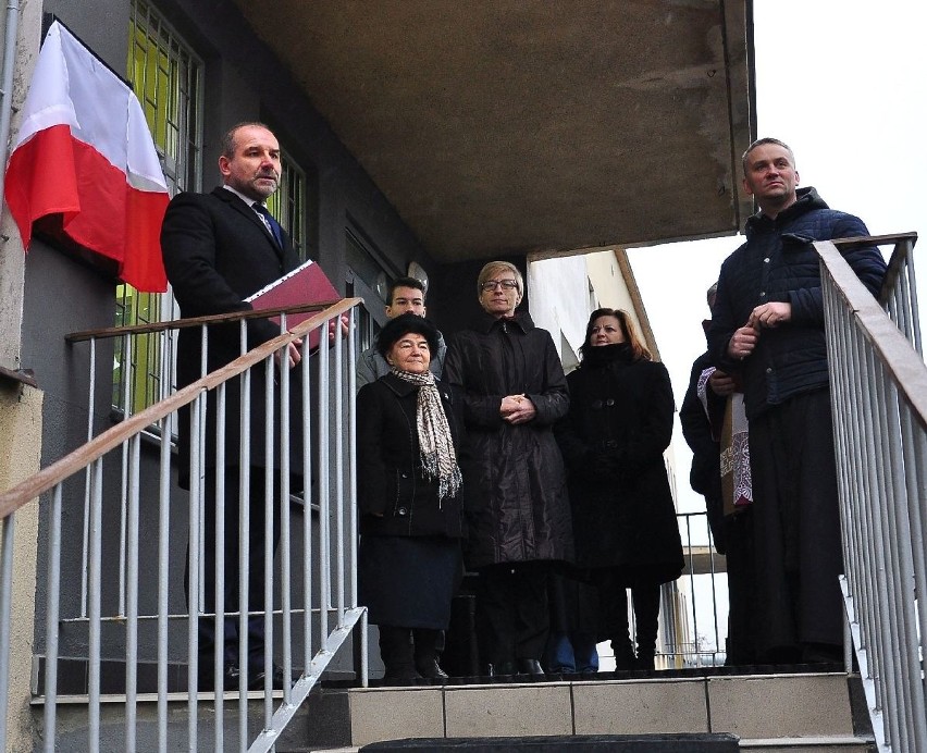  Tablicę Gosiewskiego w Sandomierzu odsłonili jego najbliżsi