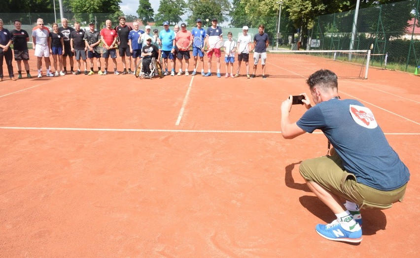 Turniej tenisa na WOSiR-ze w Zielonej Górze Drzonkowie.