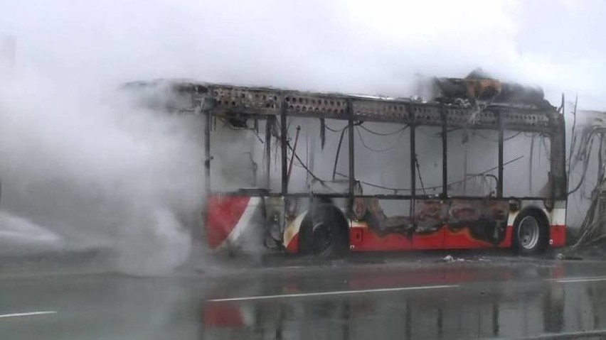 Autobus częstochowskiego MPK doszczętnie spłonął