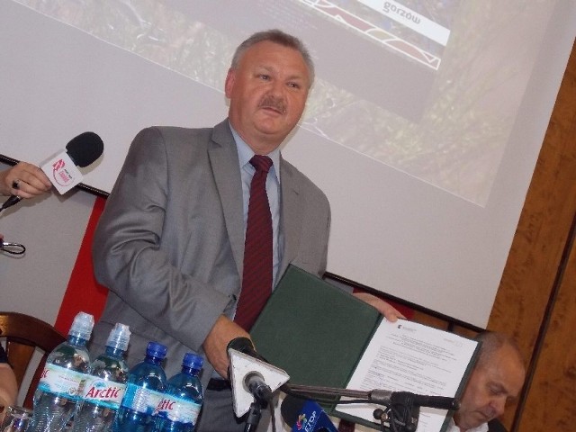 Gorzów. Rusza największa inwestycja w regionie!Szef wodociągów Bogusław Andrzejczak prezentowął w czwartek porozumienie w sprawie dofinansowania.