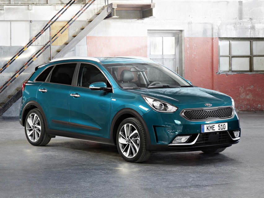 Kia Niro z pakietem systemów bezpieczeństwa...