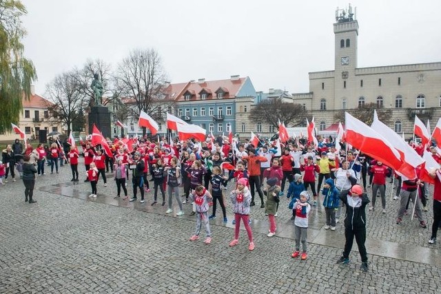 Od biegów dzieci i młodzieży rozpoczęły się w 2015 roku w Radomiu główne obchody Narodowego Dnia Niepodległości.