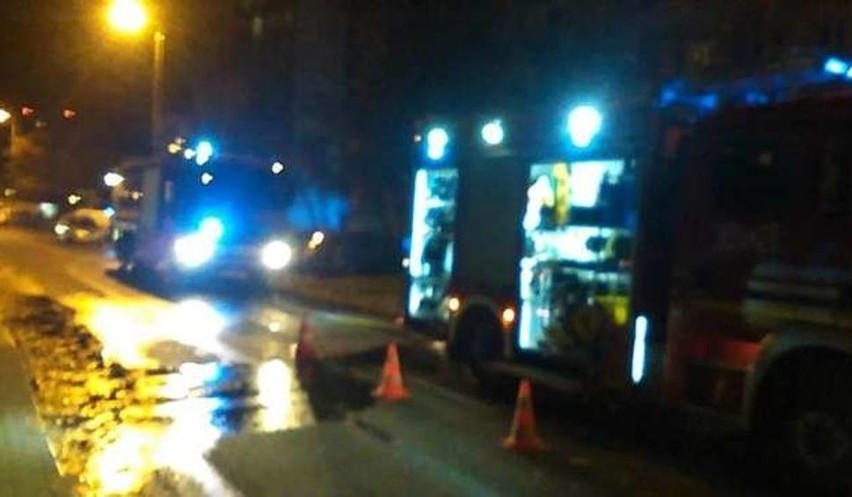 W bloku przy ulicy Gałczyńskiego w Bydgoszczy wybuchł pożar....
