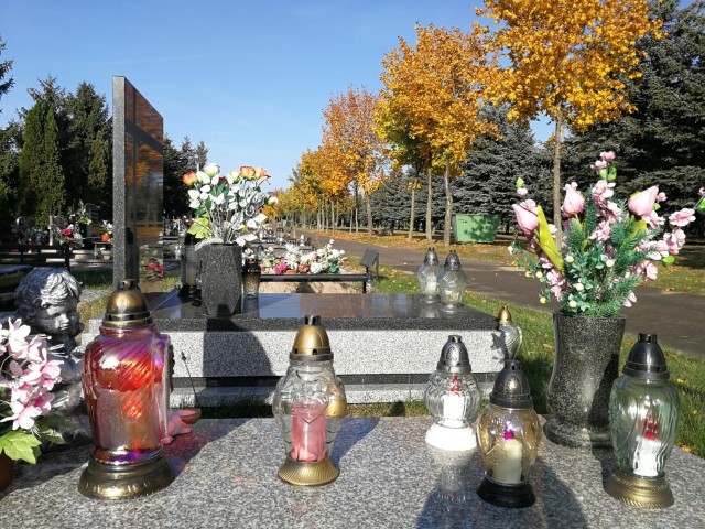 Centralny Cmentarz Komunalny przy Grudziądzkiej nie jest zamykany, ma 25 hektarów  powierzchni