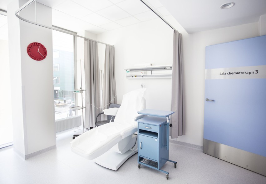 Nowe warunki dla pacjentek Centrum Chorób Piersi UCK. Od 1 lipca gdańskie Centrum Chorób Piersi przeniosło się do budynku CMN