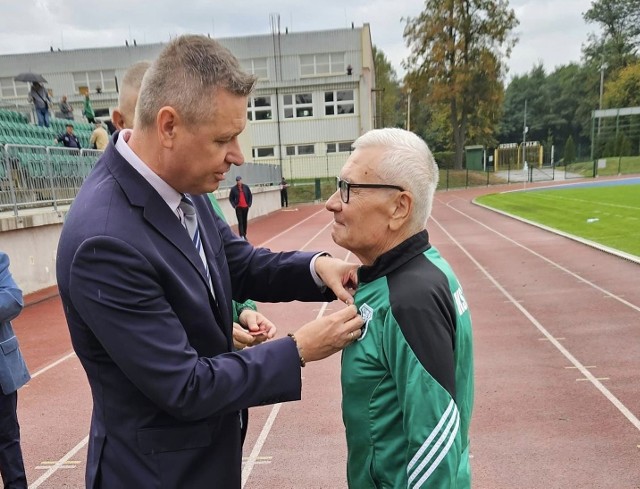 Tadeusz Chmielewski, ikona Prochu Pionki ze złotym medalem za zasługi dla sportu!