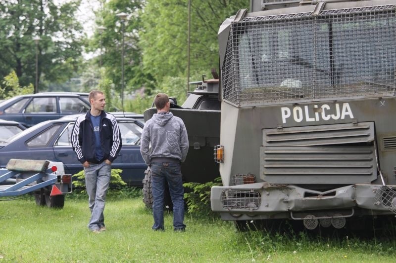 Policja wyprzedaje swoje auta