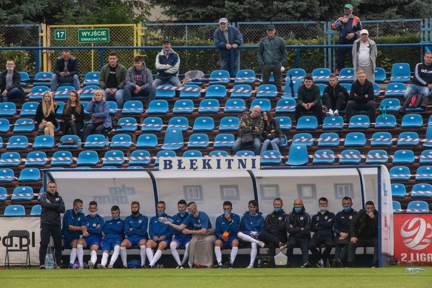 Błękitni - Pogoń 2:3. Pierwszy mecz z kibicami był emocjonujący. Zdjęcia z meczu