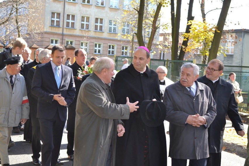 Tablica upamiętniająca powstańców odsłonięta w Milowicach [ZDJĘCIA]