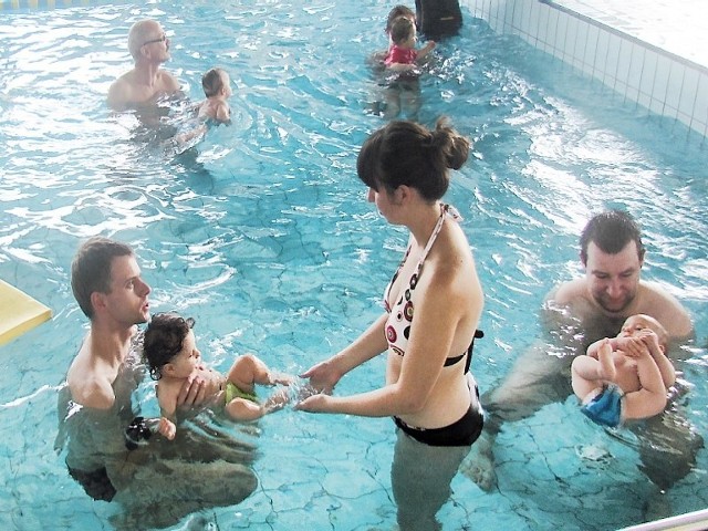 Gdy na pływalni odbywały się zajęcia dla małych dzieci, woda była dodatkowo podrzewana