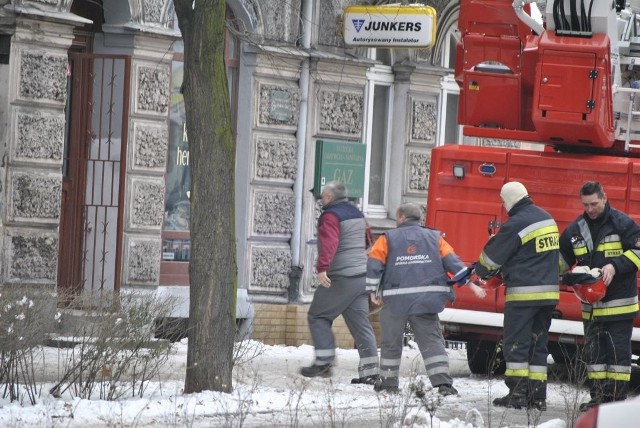 Przyczyny pożaru zbada policja. 