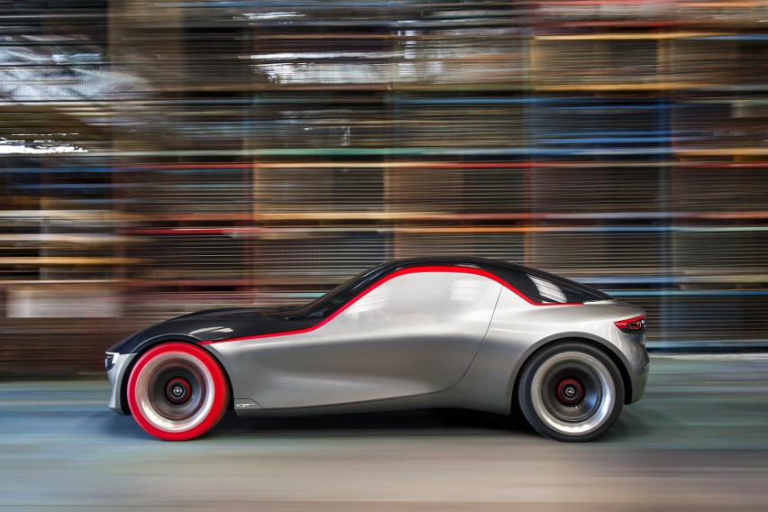 Opel GT Concept będzie miał swoją światową premierę na 86....