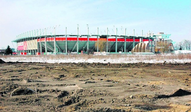 Stadion Zagłebia Lubin podczas prac budowlanych