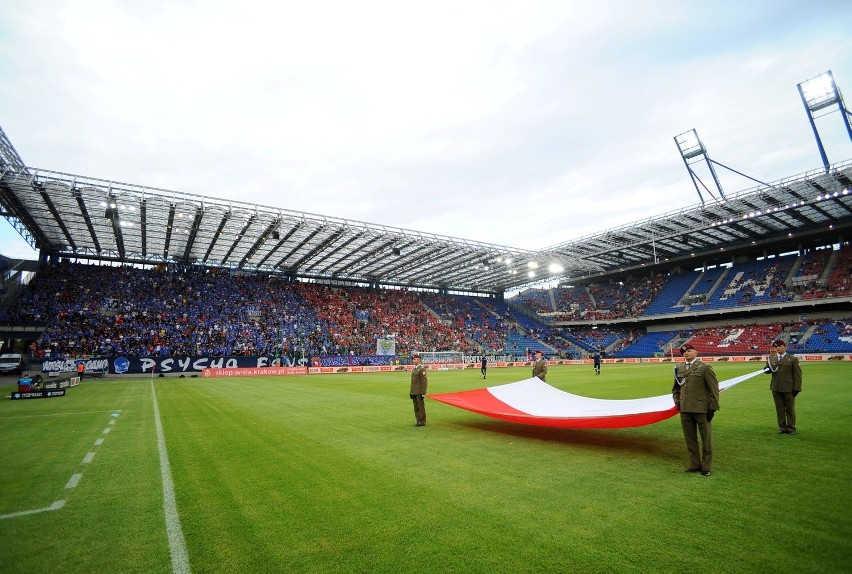 Wisła - Ruch 1-2: "Biała Gwiazda" na dnie tabeli po czwartej porażce z rzędu w ekstraklasie [WIDEO]