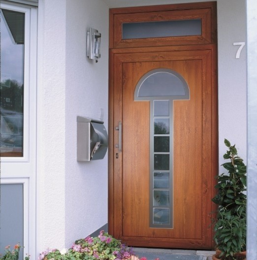 Drzwi zewnętrznePrawidłowy montaż nie tylko zapewni bezproblemowe działanie drzwi i zamków, ale również sprawi, że w domu nie będzie przewiewów.