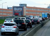 Protest „stop dyskryminacji wrocławskich kierowców". Na celowniku korki oraz brak miejsc parkingowych