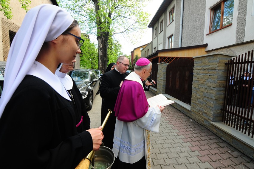 Kraków. Poświęcenie figury św. Józefa i Drogi Krzyżowej u Franciszkanek w Podgórzu [ZDJĘCIA]