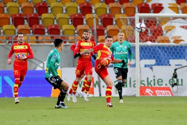 Żółto-Czerwoni ostatnio zremisowali u siebie z Legią 1:1. Teraz czeka ich równie trudny mecz w Bielsku-Białej