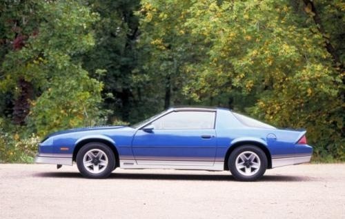 Fot. Chevrolet: Camaro z 1986 r.