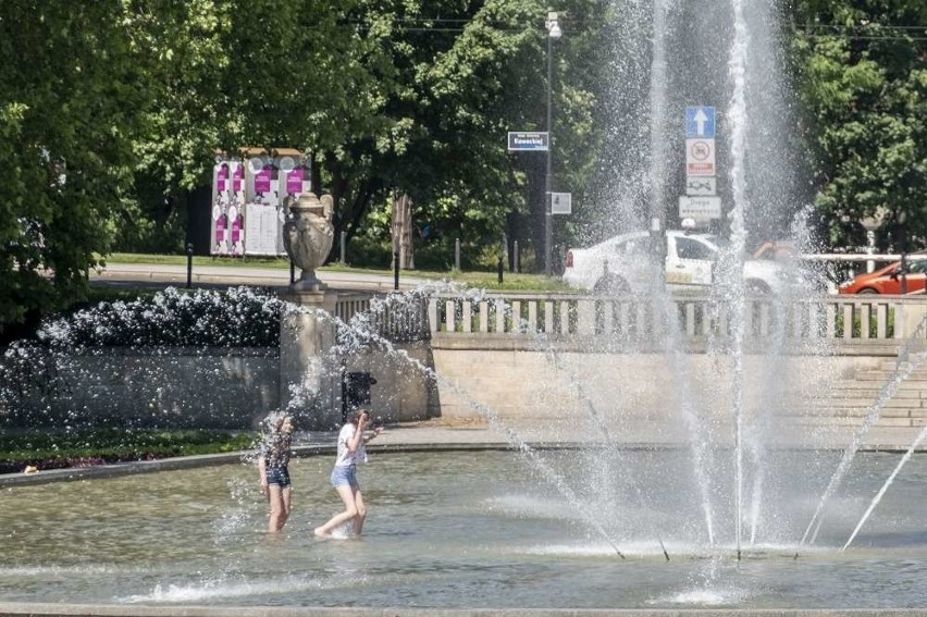 W upalne dni najlepsza choć symboliczna kąpiel wodna