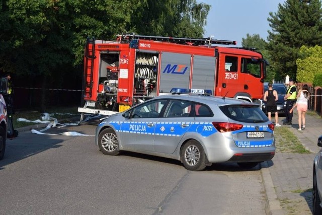 Prokuratura wszczęła śledztwo w sprawie eksplozji samochodu przy ulicy Wrocławskiej.Zobacz kolejne zdjęcia. Przesuwaj zdjęcia w prawo - naciśnij strzałkę lub przycisk NASTĘPNE