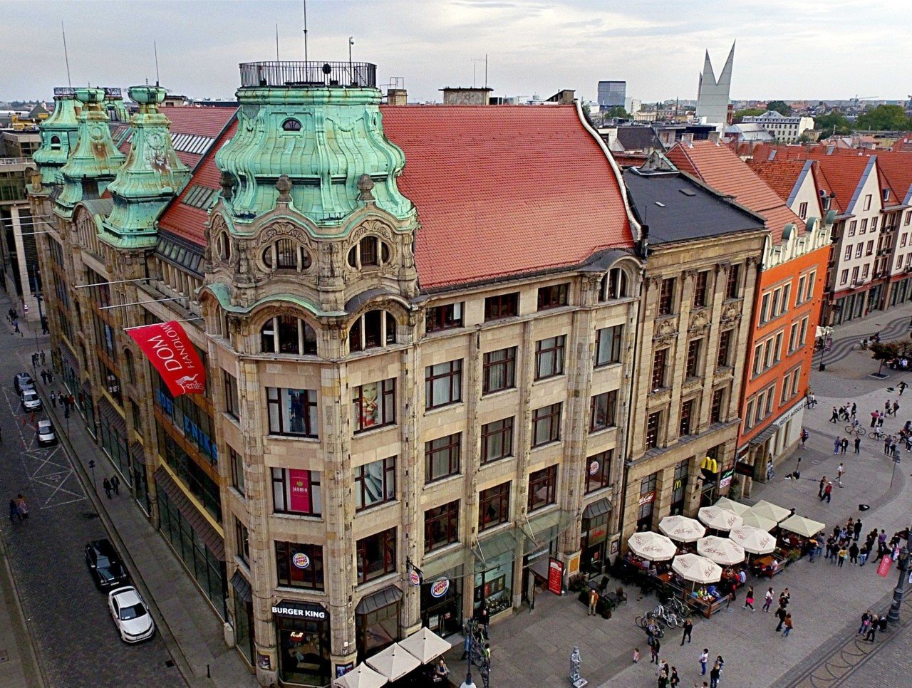 Feniks" to jeden z najbardziej rozpoznawalnych zabytków Wrocławia | Gazeta  Wrocławska