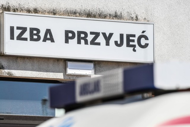 Pacjenci, którzy znaleźli się w stanie nagłego zagrożenia zdrowotnego powinni zgłosić się do szpitalnej izby przyjęć lub do szpitalnego oddziału ratunkowego