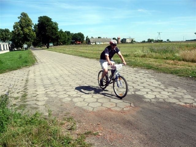 Maraton rowerowy dookola Miedwia...
