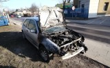 Pożar samochodu na Tuszyńskiej. Strażacy gasili golfa [ZDJĘCIA]