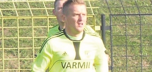 Damian Skiba z Czarnych Połaniec aż cztery razy trafił do siatki w meczu z Alitem w Ożarowie
