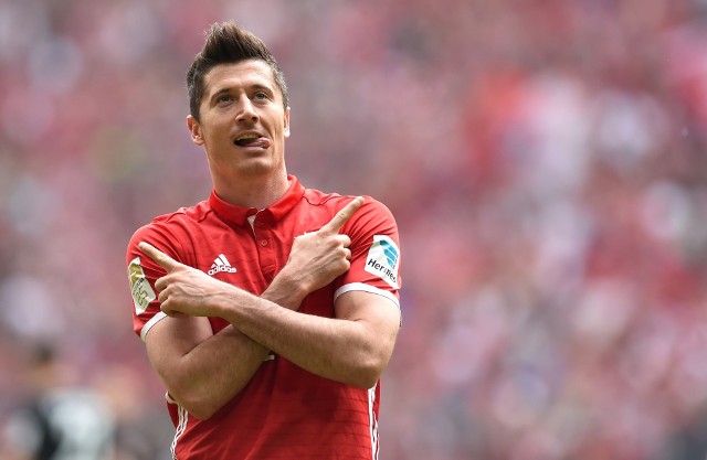 Robert Lewandowski zdobył hat-tricka z Augsburgiem