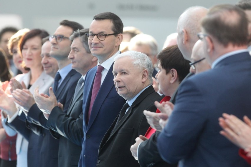 Wielka konwencja wyborcza PiS w G2A Arena w Jasionce k. Rzeszowa. Przemawiał Jarosław Kaczyński i Mateusz Morawiecki