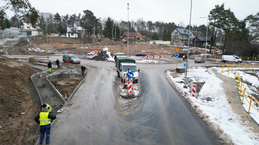 Kolejna duża inwestycja drogowa w Kielcach z gigantycznym opóźnieniem. Modernizacja ulicy Wojska Polskiego potrwa aż do czerwca! 