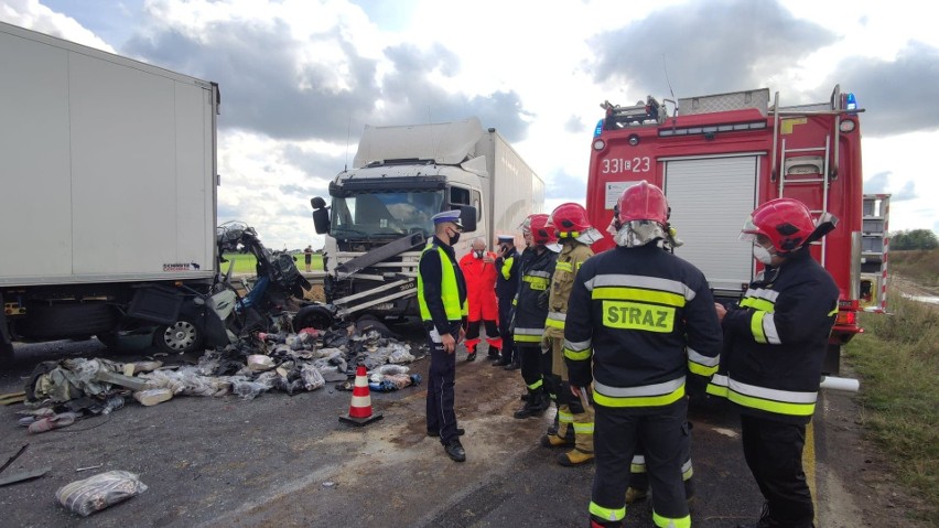 Wypadek na A1 w Gąskach pod Piotrkowem: Tiry zmiażdżyły...