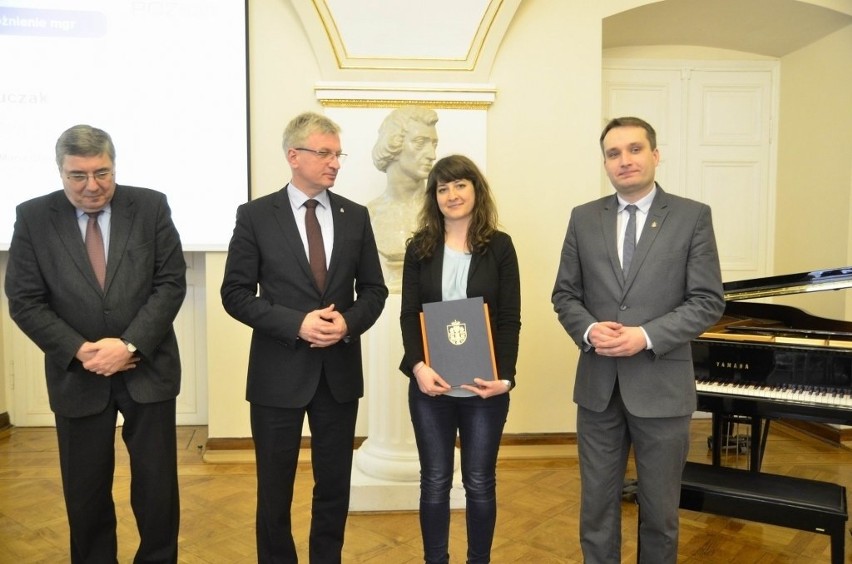 Poznań: Nagrodzono najlepszych magistrów i doktorantów