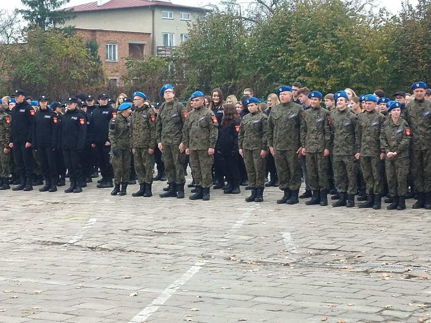 Uroczystość odbyła się w poniedziałek, 8 listopada, na placu...