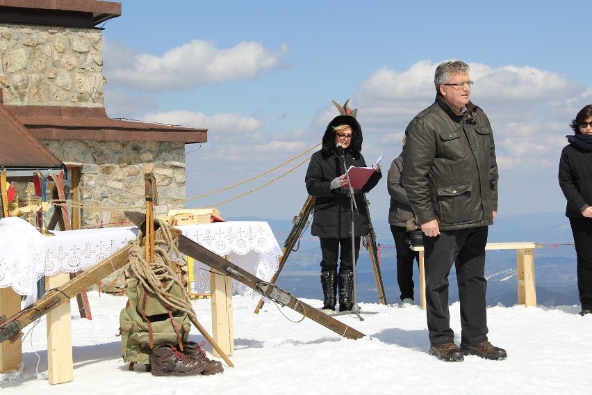 Tatry. Prezydent Komorowski na mszy na Kasprowym Wierchu [ZDJĘCIA]