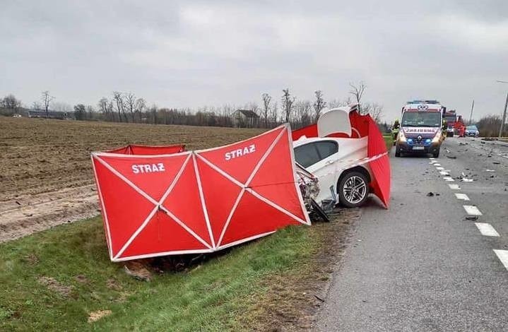Tragiczny wypadek na drodze krajowej numer 50 pod Grójcem....