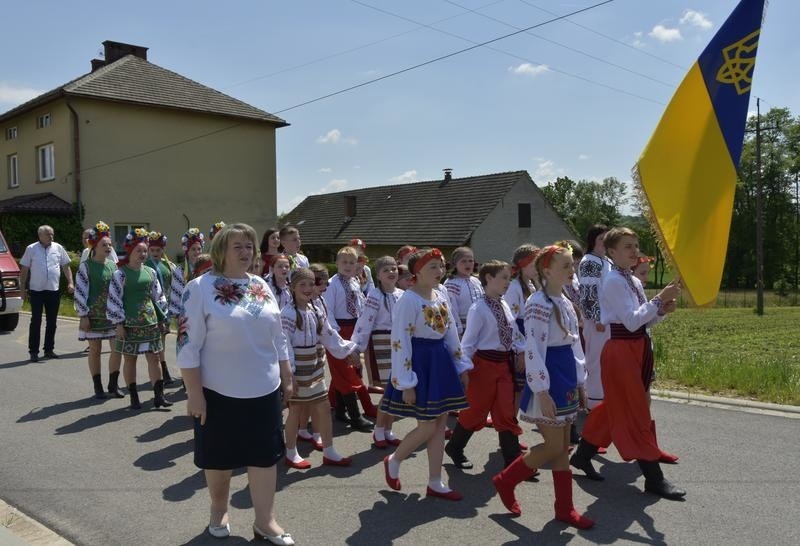 Międzynarodowy Festiwal Dziecięcych Zespołów Folklorystycznych w Polance Wielkiej. Młodzi uczestnicy porwali publiczność do zabawy [ZDJĘCIA]